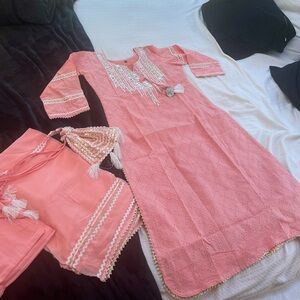 New chickenkari pink 4 piece with matching bag indian